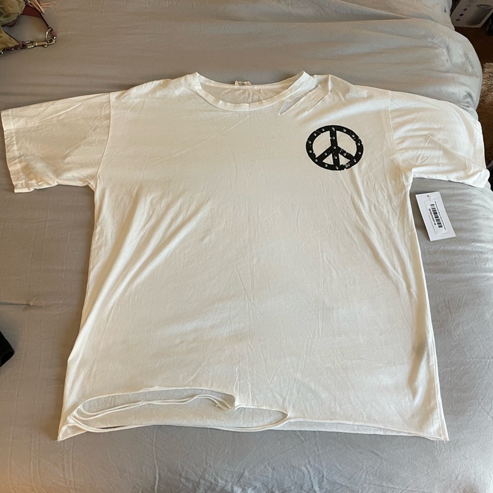 WHITE DISTRESSED PEACE TEE POL - Picture 2 of 11